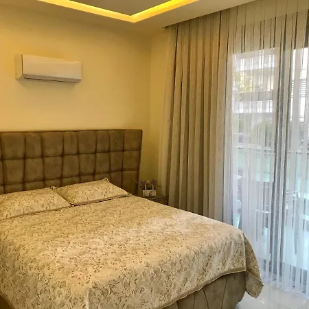 25 - Cleopatra Exclusive, Center Appartement *
