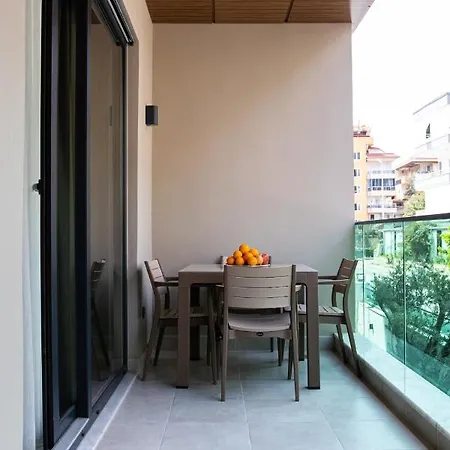 25 - Cleopatra Exclusive, Center Apartment *